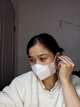 Snapshot of Daisy-lusia2026 chatting on 04/04/26, 02:25 Daisy-lusia2026 online show from 04/04/26, 02:25