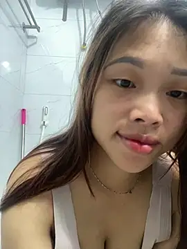 Snapshot of Emxinhka1 chatting on 06/16/26, 11:51 Emxinhka1 online show from 06/16/26, 11:51