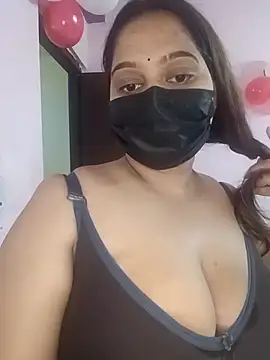Aliya Hott online show from 06/24/26, 05:17
