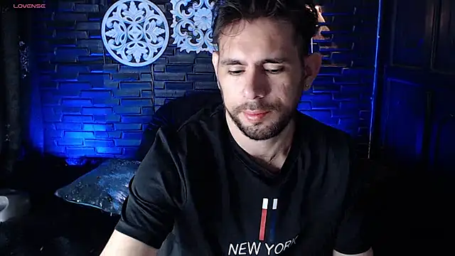Snapshot of dany_ray chatting on 05/31/26, 11:39 dany ray online show from 05/31/26, 11:39