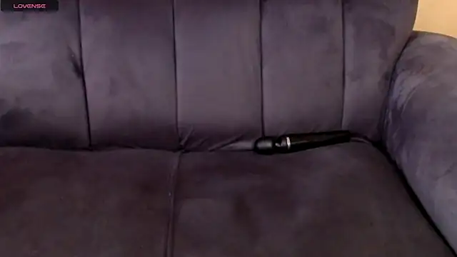 AppleAsss online show from 06/15/26, 01:57