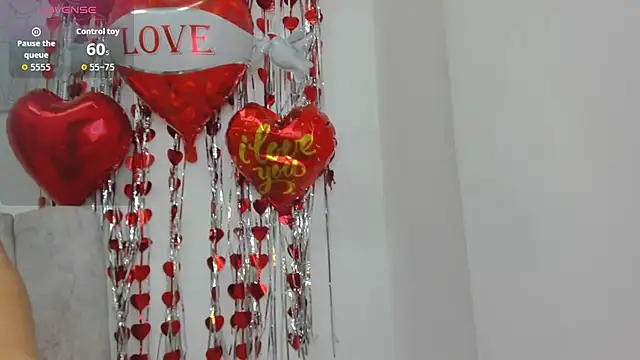 Snapshot of velvetluna_ chatting on 02/14/26, 11:40 velvetluna online show from 02/14/26, 11:40
