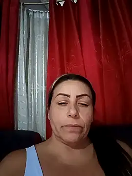 Snapshot of maynor_1998 chatting on 05/05/26, 11:35 maynor 1998 online show from 05/05/26, 11:35