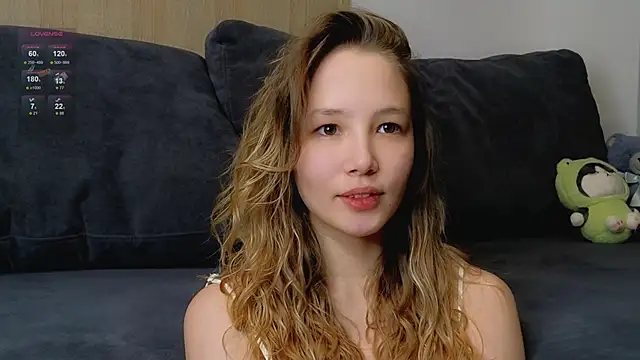 Snapshot of y0ur_sunshinee chatting on 03/12/26, 12:50 y0ur sunshinee online show from 03/12/26, 12:50