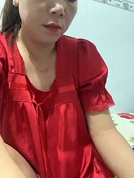 Snapshot of Baby-lovely69 chatting on 04/04/26, 11:24 Baby-lovely69 online show from 04/04/26, 11:24