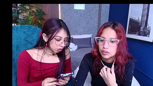 Snapshot of saphire_ chatting on 02/23/26, 12:57 saphire online show from 02/23/26, 12:57