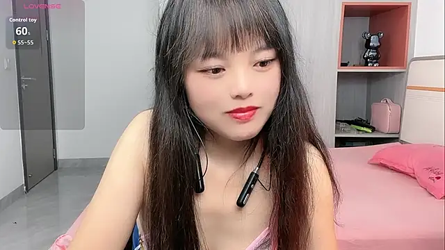 Snapshot of xianxian-baby chatting on 02/24/26, 01:53 xianxian-baby online show from 02/24/26, 01:53