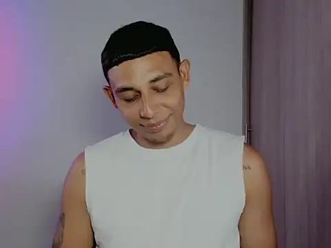 nilo2021 online show from 06/05/26, 10:26