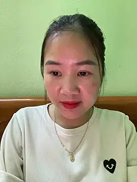 Snapshot of Baby-sexy69 chatting on 03/24/26, 02:27 Baby-sexy69 online show from 03/24/26, 02:27