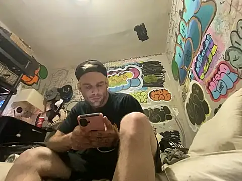 Snapshot of gothboiplzty chatting on 04/27/26, 03:59 gothboiplzty online show from 04/27/26, 03:59