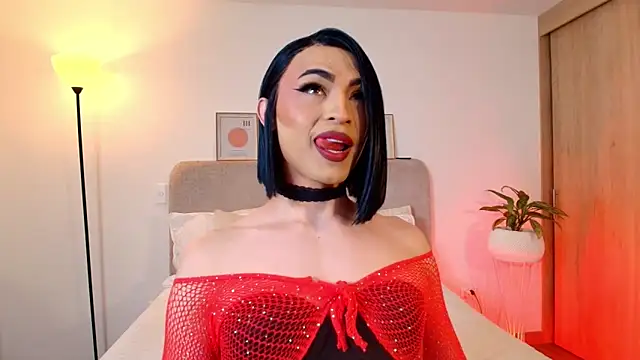 Snapshot of KarolPortellaa chatting on 05/19/26, 09:43 KarolPortellaa online show from 05/19/26, 09:43