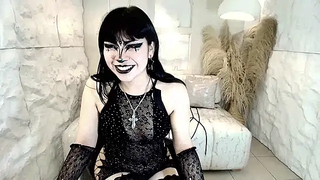 Snapshot of vampkitty_r chatting on 02/26/26, 01:21 vampkitty r online show from 02/26/26, 01:21