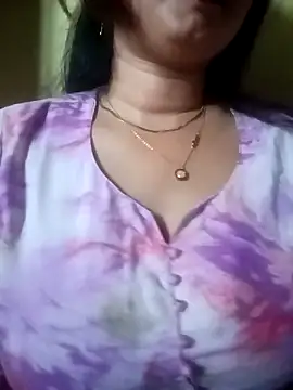 Snapshot of PARI51 chatting on 03/25/26, 08:42 PARI51 online show from 03/25/26, 08:42