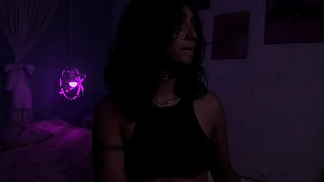 Cleo Foxx online show from 06/13/26, 04:49