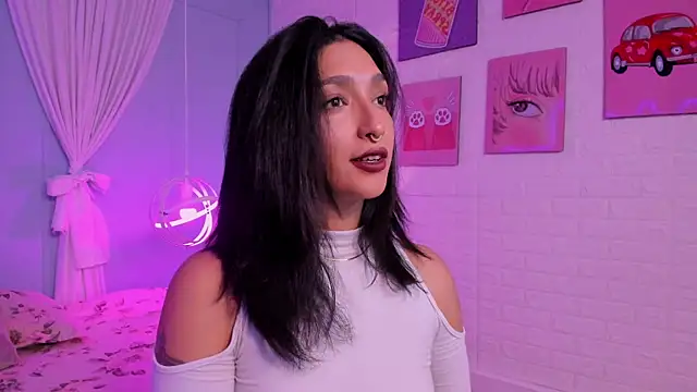 Cleo Foxx online show from 06/24/26, 12:04
