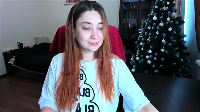 Snapshot of SimplyDivine chatting on 01/04/25, 06:52 SimplyDivine online show from 01/04/25, 06:52