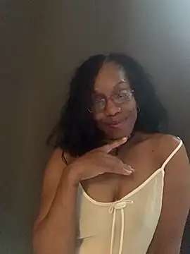 NatalieGainer goodies online show from 05/22/26, 12:07