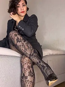 Snapshot of eva_luz chatting on 04/14/26, 12:11 eva luz online show from 04/14/26, 12:11