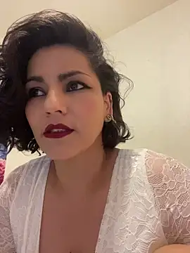 eva luz online show from 07/21/26, 06:32