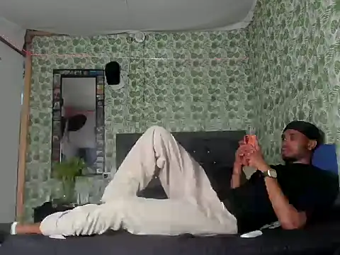 Kofi exotic 2 online show from 05/19/26, 12:05