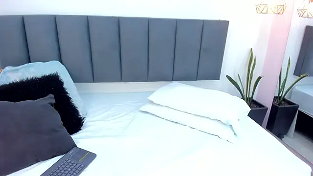 sam doll  online show from 05/24/26, 12:21