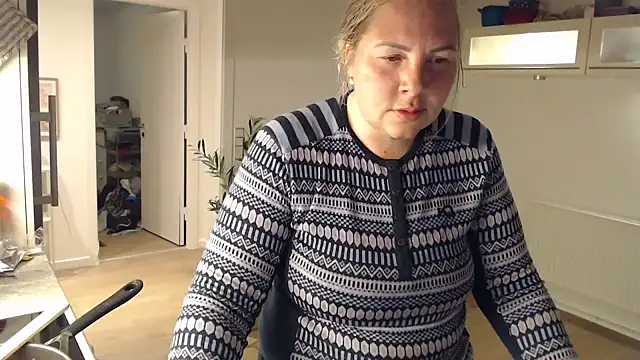 Snapshot of Amanda_Norsk chatting on 05/15/26, 08:16 Amanda Norsk online show from 05/15/26, 08:16