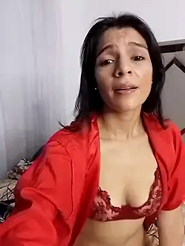 Snapshot of EvaMiranda chatting on 05/20/26, 03:13 EvaMiranda online show from 05/20/26, 03:13