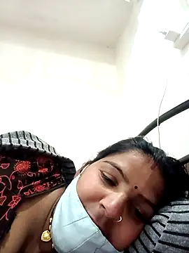 Snapshot of punamji_sexe chatting on 02/07/26, 04:00 punamji sexe online show from 02/07/26, 04:00