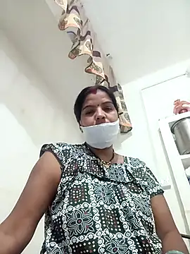 Snapshot of punamji_sexe chatting on 03/12/26, 01:56 punamji sexe online show from 03/12/26, 01:56