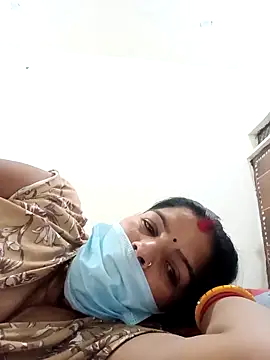 Snapshot of punamji_sexe chatting on 04/11/26, 08:29 punamji sexe online show from 04/11/26, 08:29