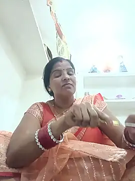Snapshot of punamji_sexe chatting on 05/27/26, 05:54 punamji sexe online show from 05/27/26, 05:54