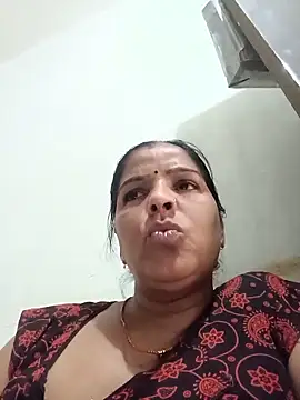 Snapshot of punamji_sexe chatting on 05/31/26, 03:36 punamji sexe online show from 05/31/26, 03:36