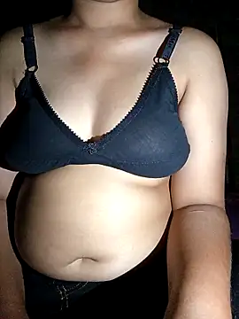 Snapshot of Sexy_--2 chatting on 03/17/26, 03:04 Sexy --2 online show from 03/17/26, 03:04
