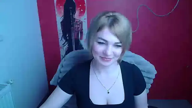 Snapshot of CuttieEmma chatting on 03/02/26, 06:47 CuttieEmma online show from 03/02/26, 06:47