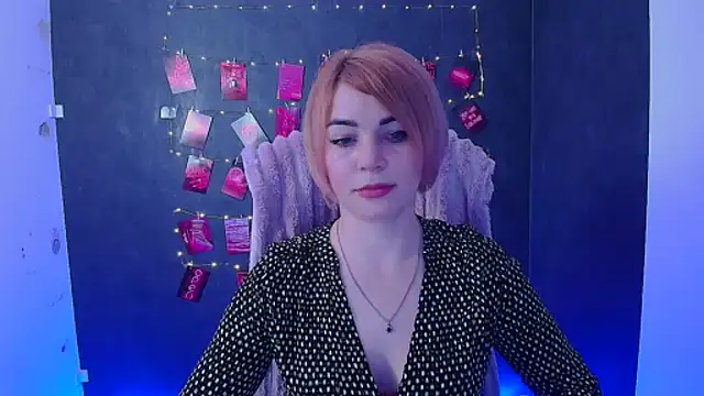 Snapshot of CuttieEmma chatting on 04/02/26, 11:41 CuttieEmma online show from 04/02/26, 11:41
