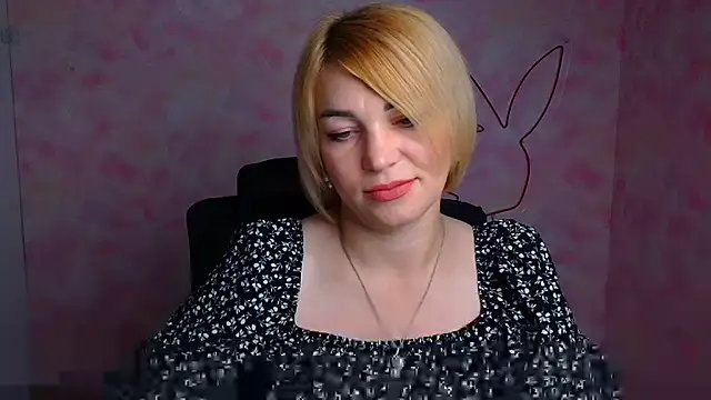 CuttieEmma online show from 06/22/26, 05:48