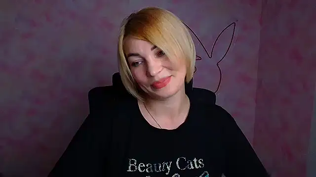 CuttieEmma online show from 06/23/26, 11:41