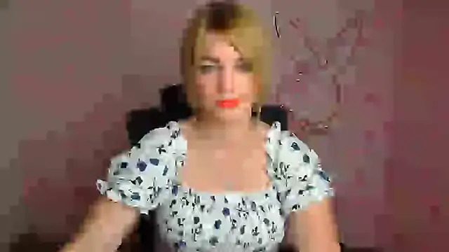 CuttieEmma online show from 07/14/26, 11:38