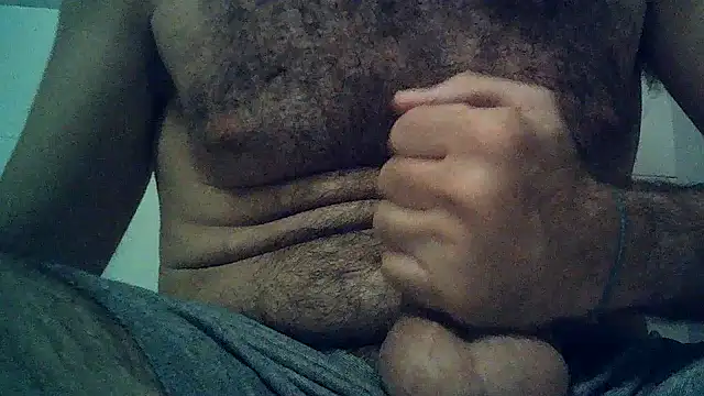 Snapshot of elegantblack chatting on 06/17/26, 02:29 elegantblack online show from 06/17/26, 02:29