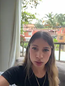 Snapshot of Mia_Rosee1 chatting on 05/30/26, 10:51 Mia Rosee1 online show from 05/30/26, 10:51