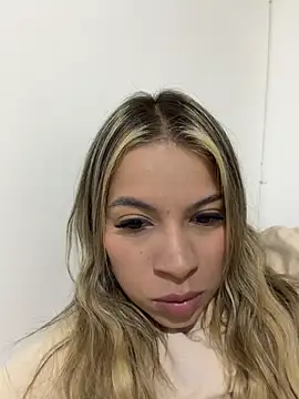 Mia Rosee1 online show from 07/23/26, 01:58