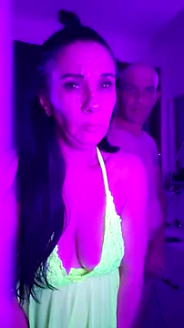 Snapshot of SweetValleyHotwife chatting on 03/11/26, 01:17 SweetValleyHotwife online show from 03/11/26, 01:17