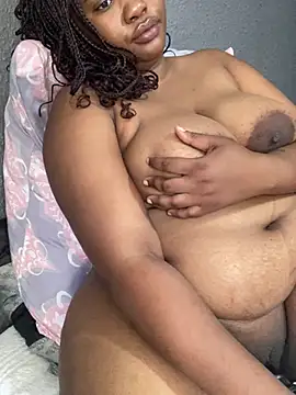 Snapshot of MeekyCurvyAss chatting on 02/10/26, 09:13 MeekyCurvyAss online show from 02/10/26, 09:13