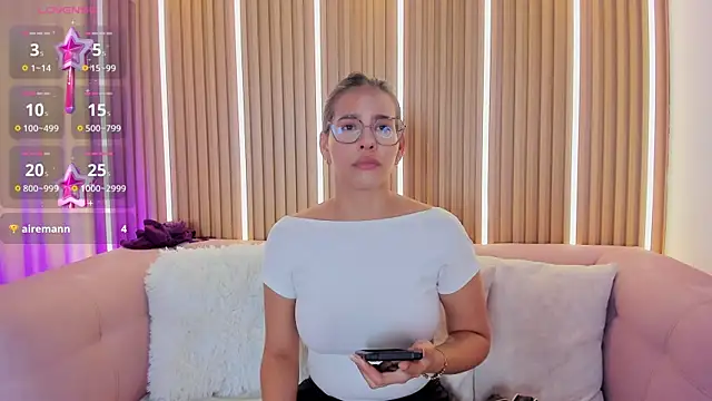 Luna Millers online show from 06/28/26, 04:51