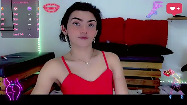 Snapshot of NathalialLooes chatting on 03/18/26, 05:43 NathalialLooes online show from 03/18/26, 05:43