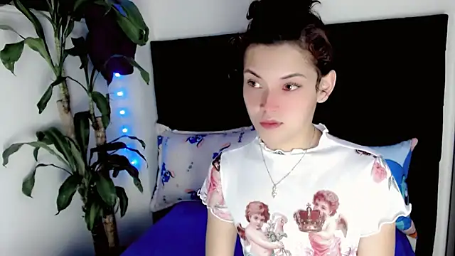 NathalialLooes online show from 07/26/26, 11:06