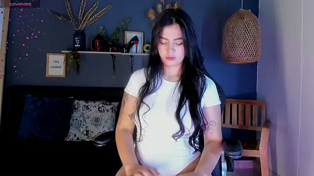 eliza pink24 online show from 07/23/26, 05:33