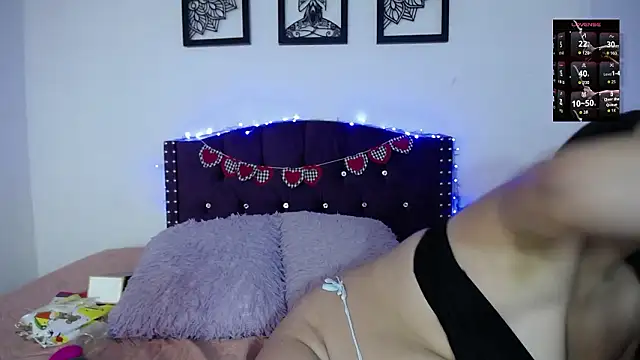 Snapshot of sienna_rose_pym chatting on 03/18/26, 12:08 sienna rose pym online show from 03/18/26, 12:08