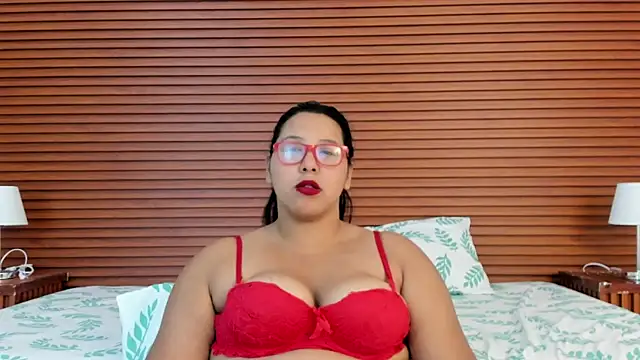 DeepandCurvy online show from 05/17/26, 03:04