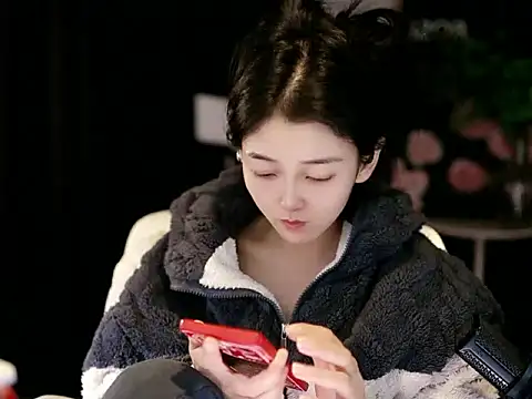 Snapshot of xiaomoli928 chatting on 03/18/26, 12:52 xiaomoli928 online show from 03/18/26, 12:52
